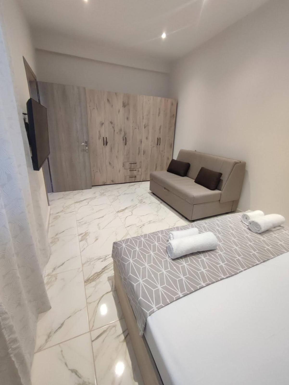 Konstantina'S Apartment Александроуполис Экстерьер фото